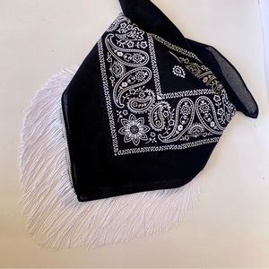 Fringe bandana